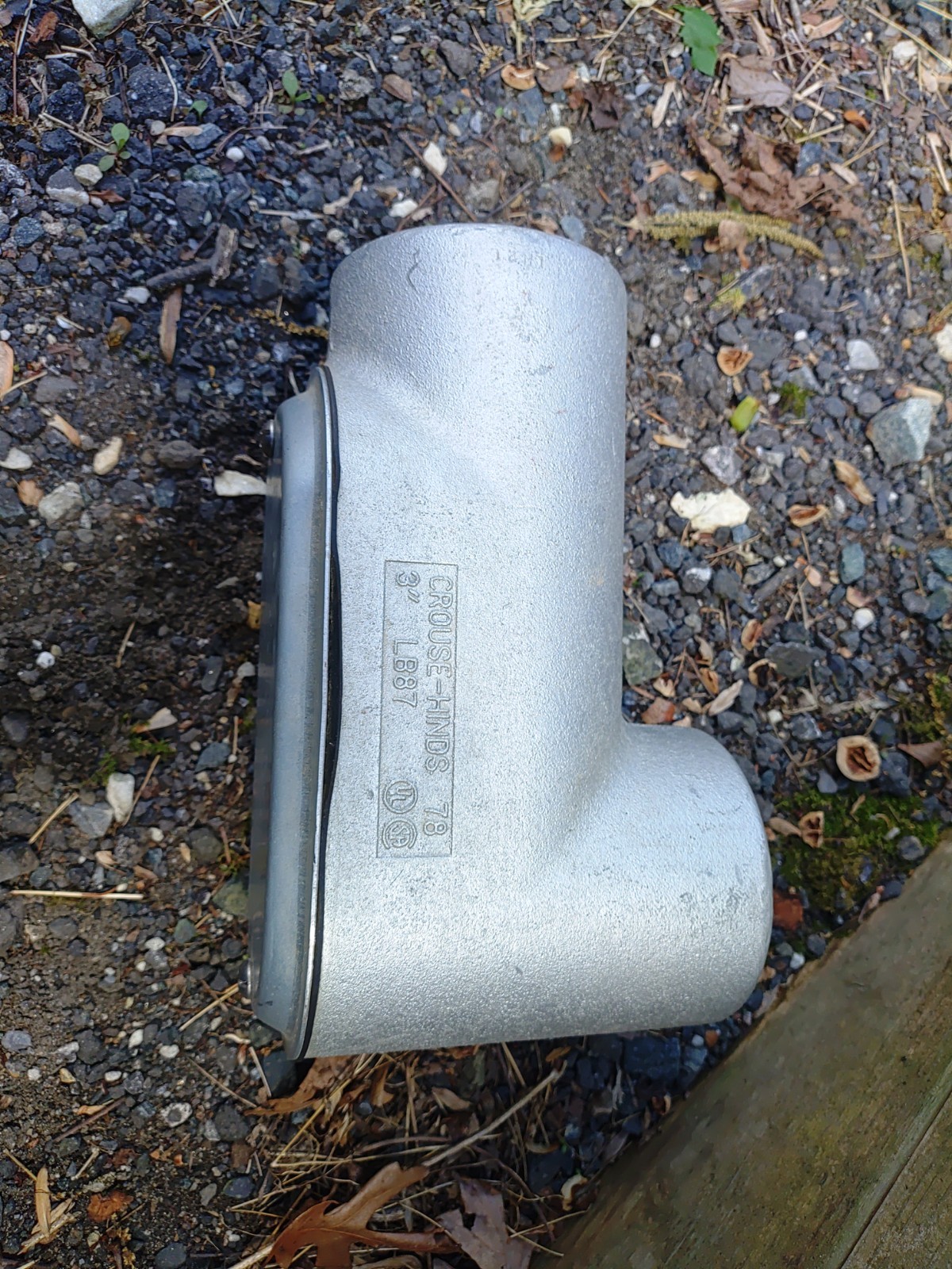 3″ LB Crouse Hinds – LB87- Eaton Crouse-Hinds LB With Cover.