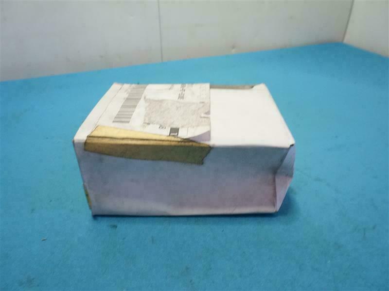 Ford UM90-67-5D0E UM90675D0E Unit Transmitter TOR NEW NOB