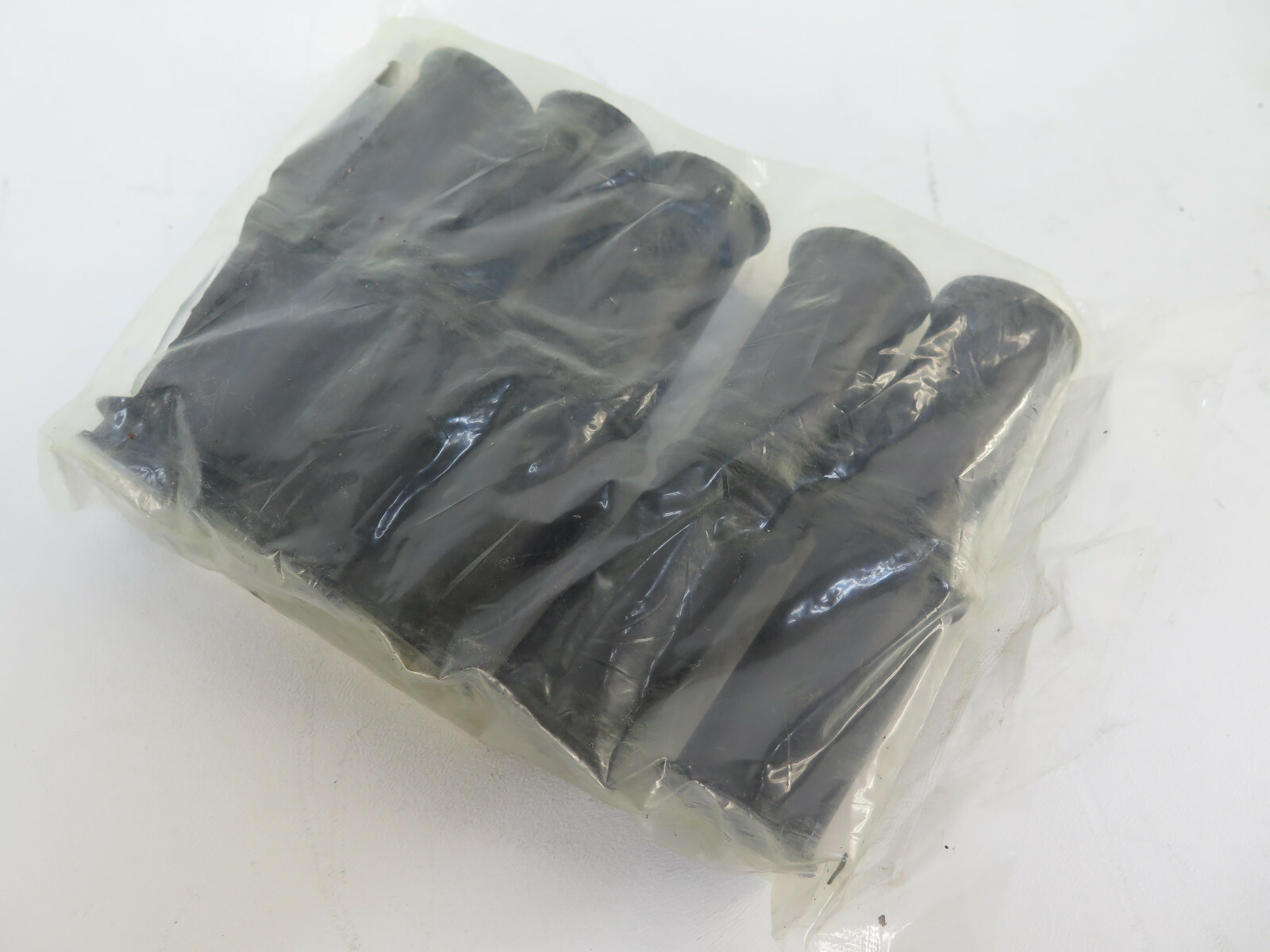 ***4 Bags, 40 Total*** Rosenberger CX603-HA0711 Grommet 7-11mm, for 7/8 Hanger