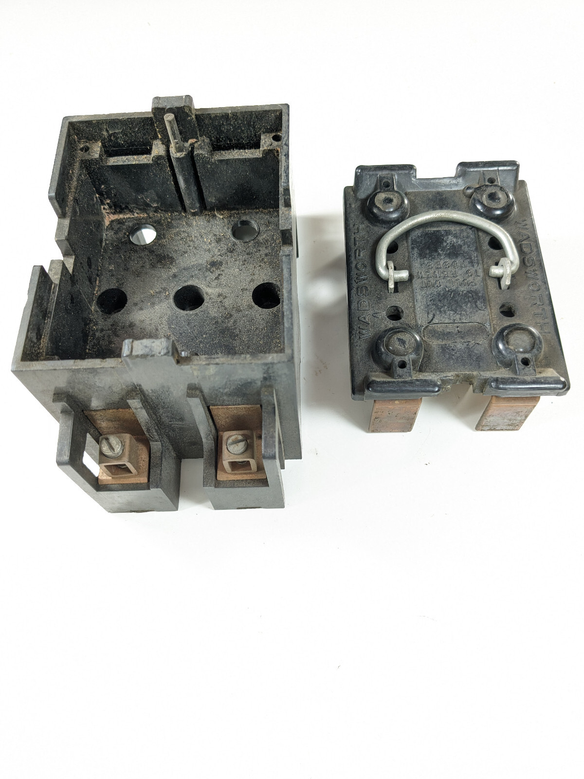 WADSWORTH 8038 30A FUSE HOLDER AND BOX 240 VAC