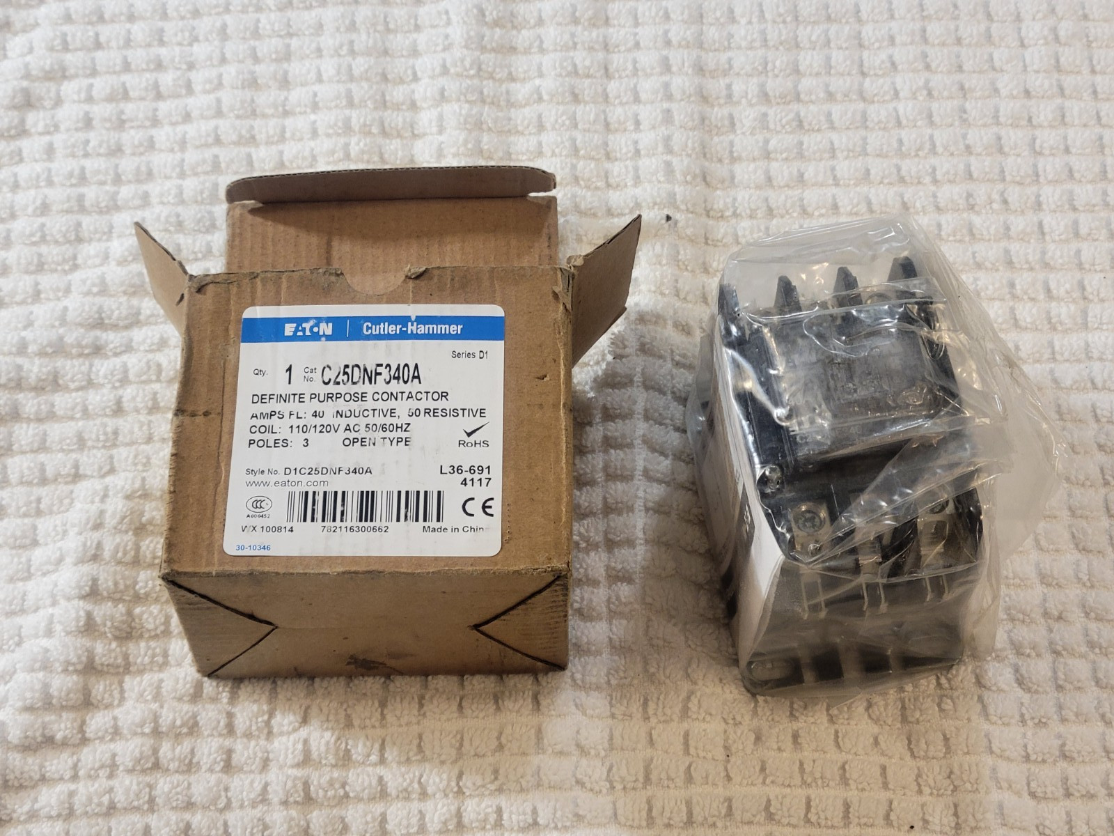 Eaton C25DNF340A 600V 40/60A Contactor New in Box style D125DNF340A Series D1