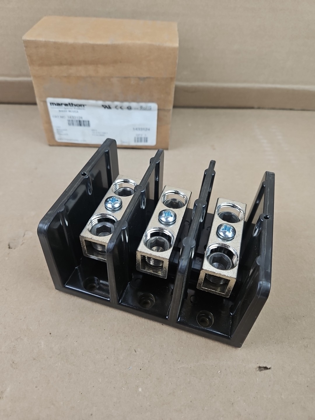 Marathon 1433124 Power Splicer Block CU 3Pole 600V AC/DC 255A 250kcmil #6 Copper