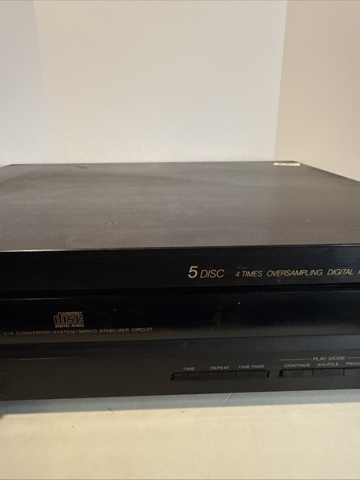 Sony CDP-C305 5-disc CD player dual d a converter system stabilizer circuit