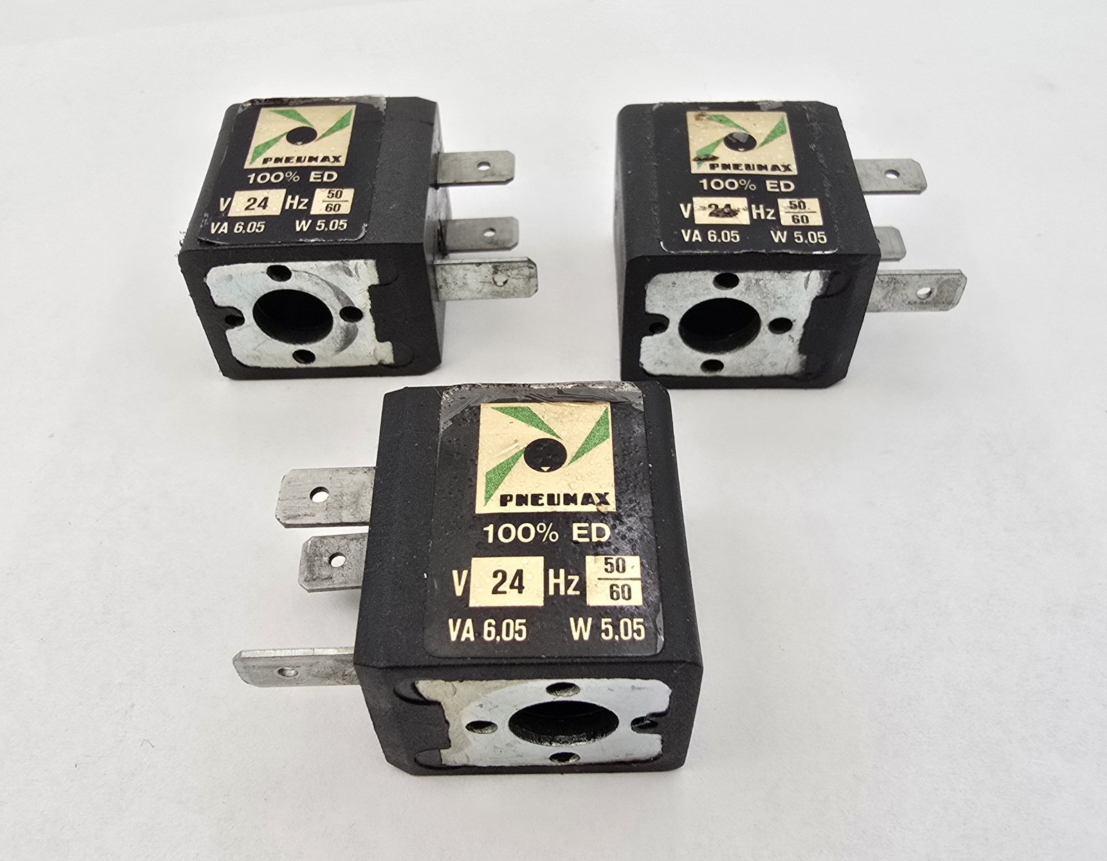 Steward 28S2001-0P0 EMI 280 Ohms at 100 MHz Material Grade 28 Split Ferrite Core