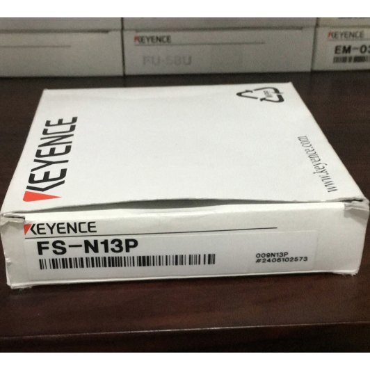 Free Tax 1PC Keyence FS-N13P FSN13P Proximity Sensor New Expedited Shipping