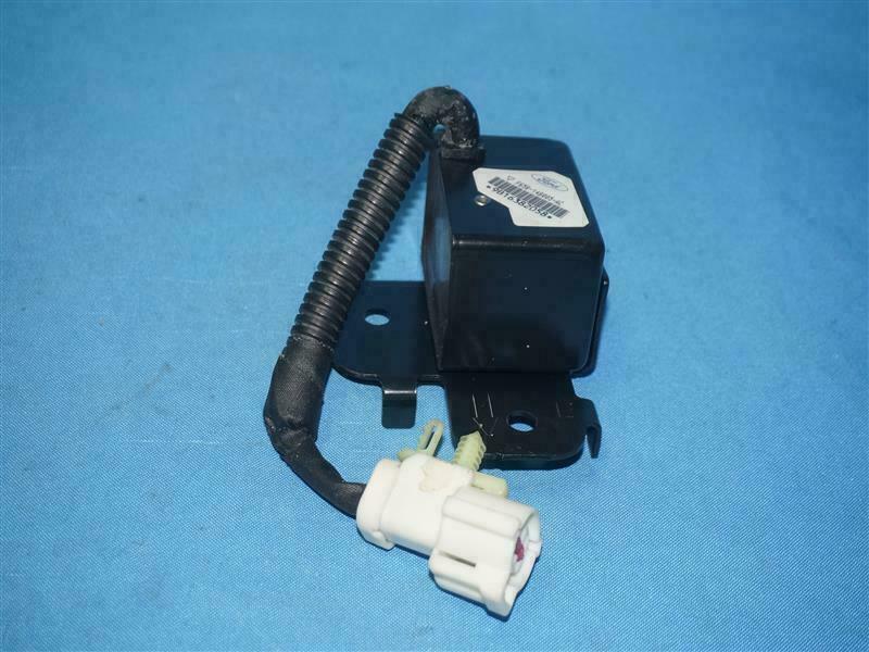 Ford F65Z-14B005-AC F65B-14B005-AC F65Z14B005AC F65B14B005AC Impact Sensor NEW