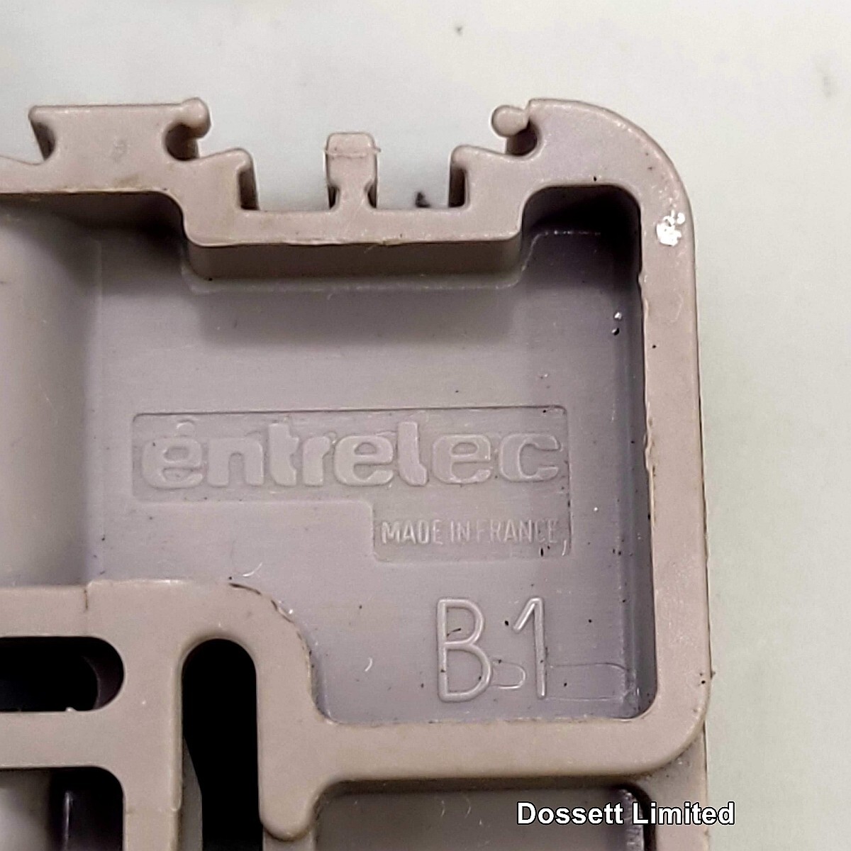 [Lot of 2] ENTRELEC B1 Terminal Block End Barrier