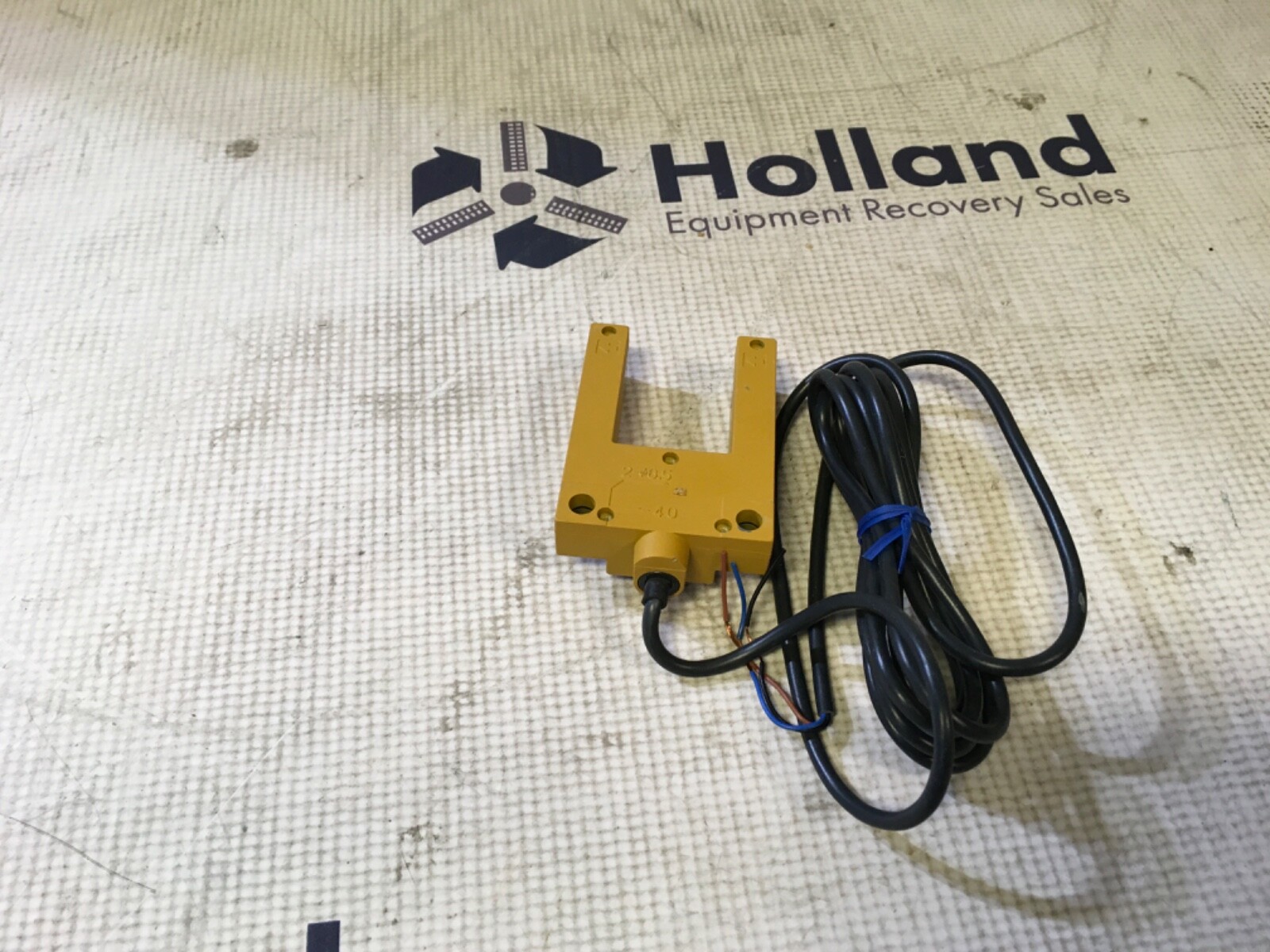 Omron photoelectric switch, E3S-GS3E4, NOS, LG-2819