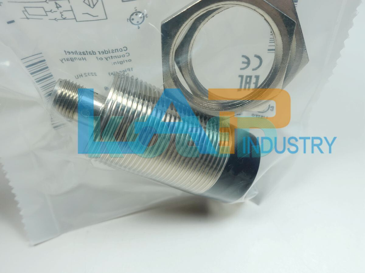 New 1PCS FOR BALLUFF Proximity switch BAW002Y BAW-M30ME-UAC15F-S04G 10-30VDC