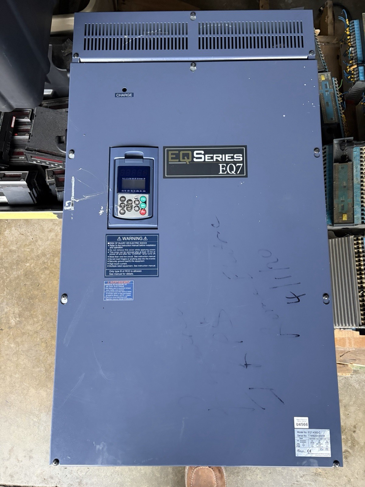 300 HP VFD TECO Westinghouse EQ7-4300-C 480 V 377A VFD EQ7 Series