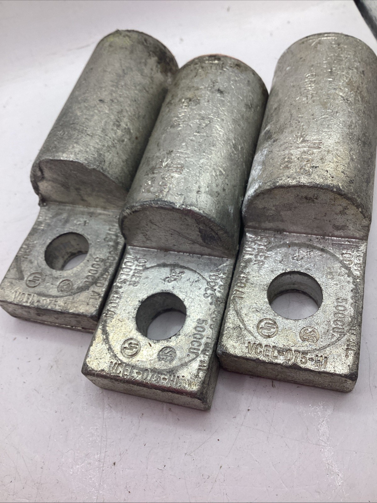 Lot Of 3 Hubbell VCEL-075-H1 1-Hole Compression Lug Terminal 500CU