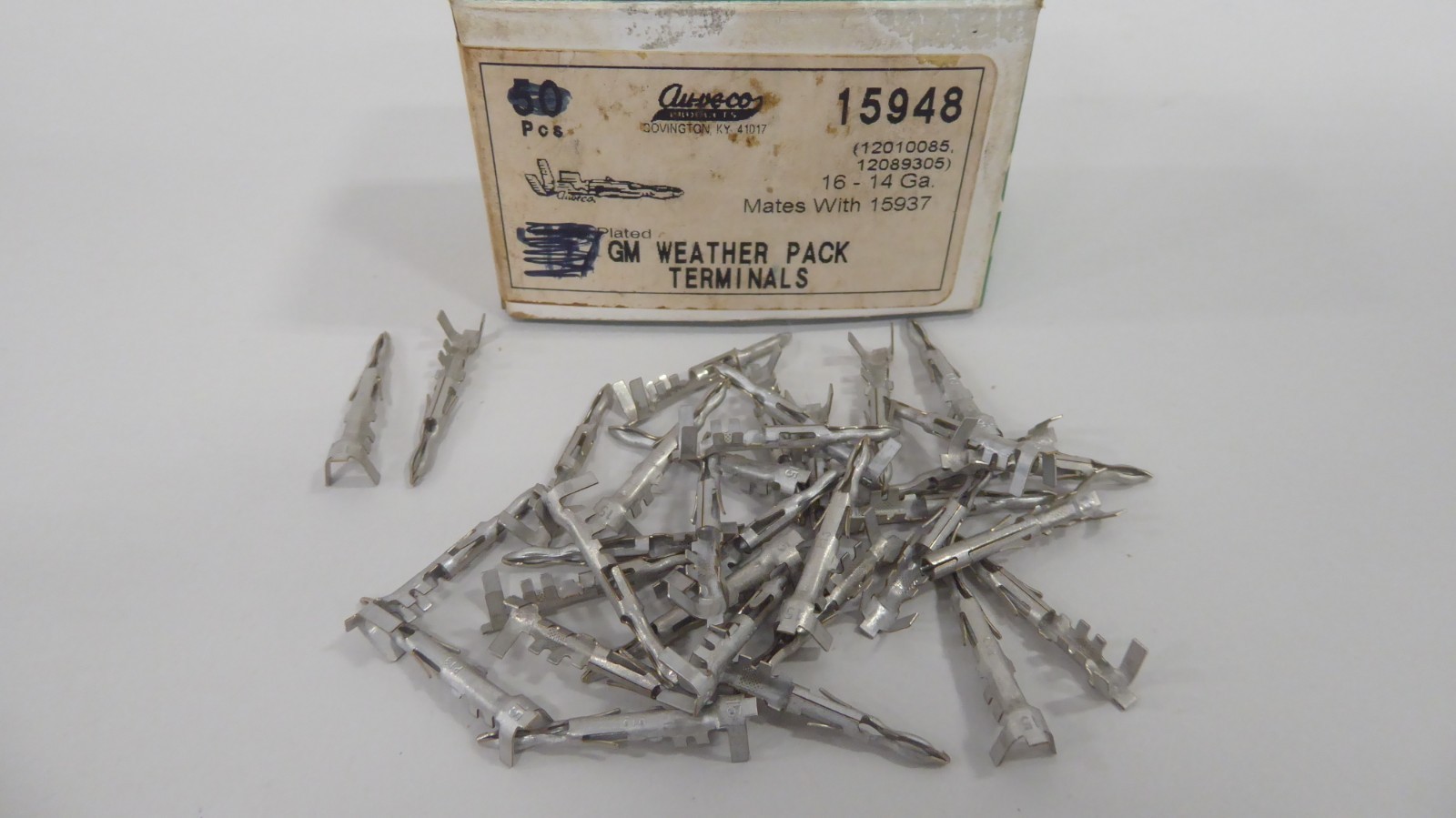 AU-VE-CO 15948 16-14 Ga GM Weather Pack Terminals (Pack of 34)