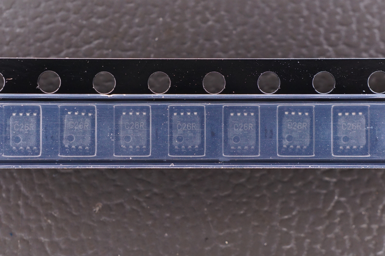 Lot of 15 SN74LVC2G126DCUR TI Dual Non-Inverting Buffer 3 State 32mA 8 Pin VFSOP
