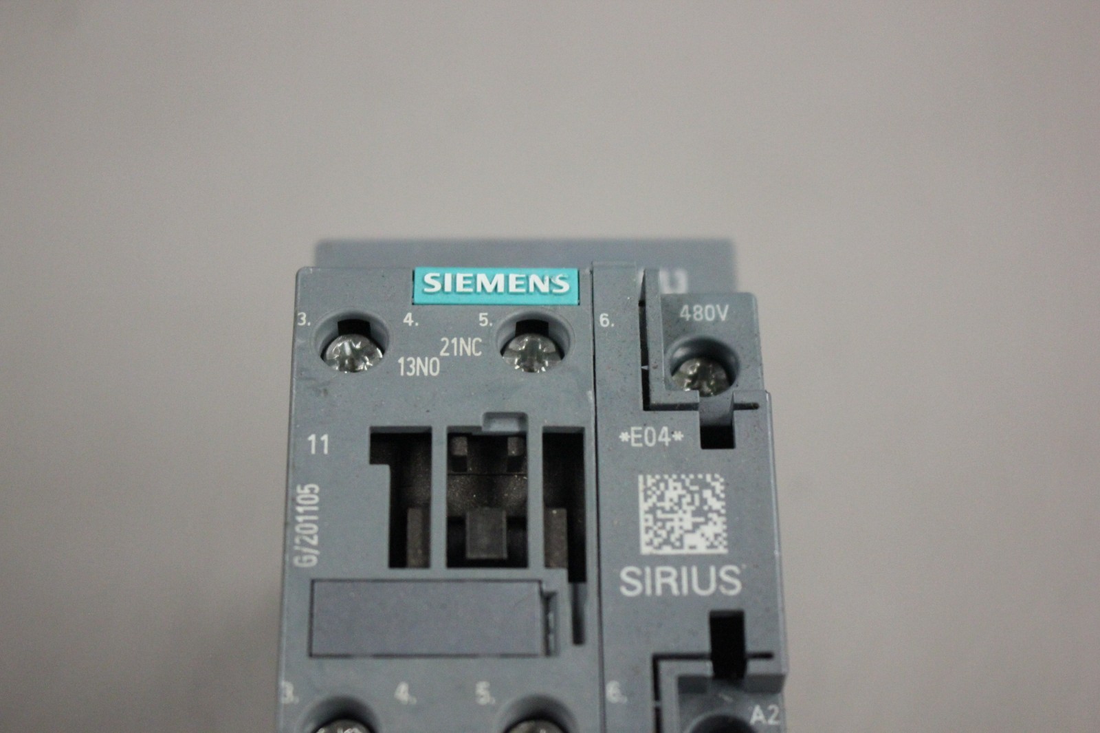 SIEMENS SIRIUS CONTACTOR 3RT2024-1AV60