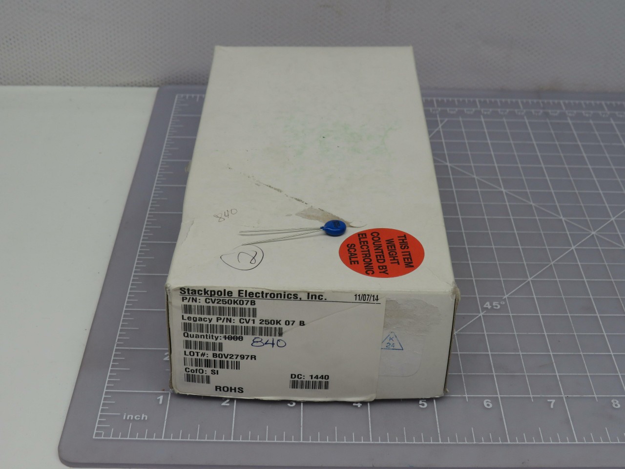 LOT OF 800 STACKPOLE ELECTRONICS CV250K07B VARISTORS MOV 250VAC/320VDC 1200A 390