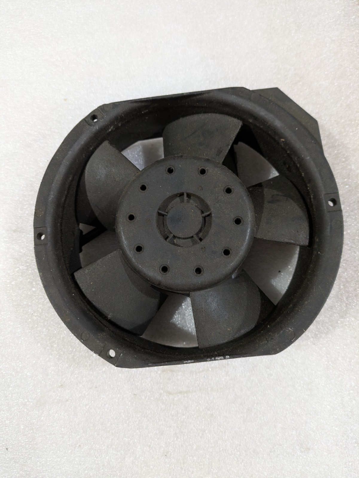 Dayton 4WT42 AC Axial Fan 238 CFM 115V 60Hz 3100 RPM Thermal Protected Cooling