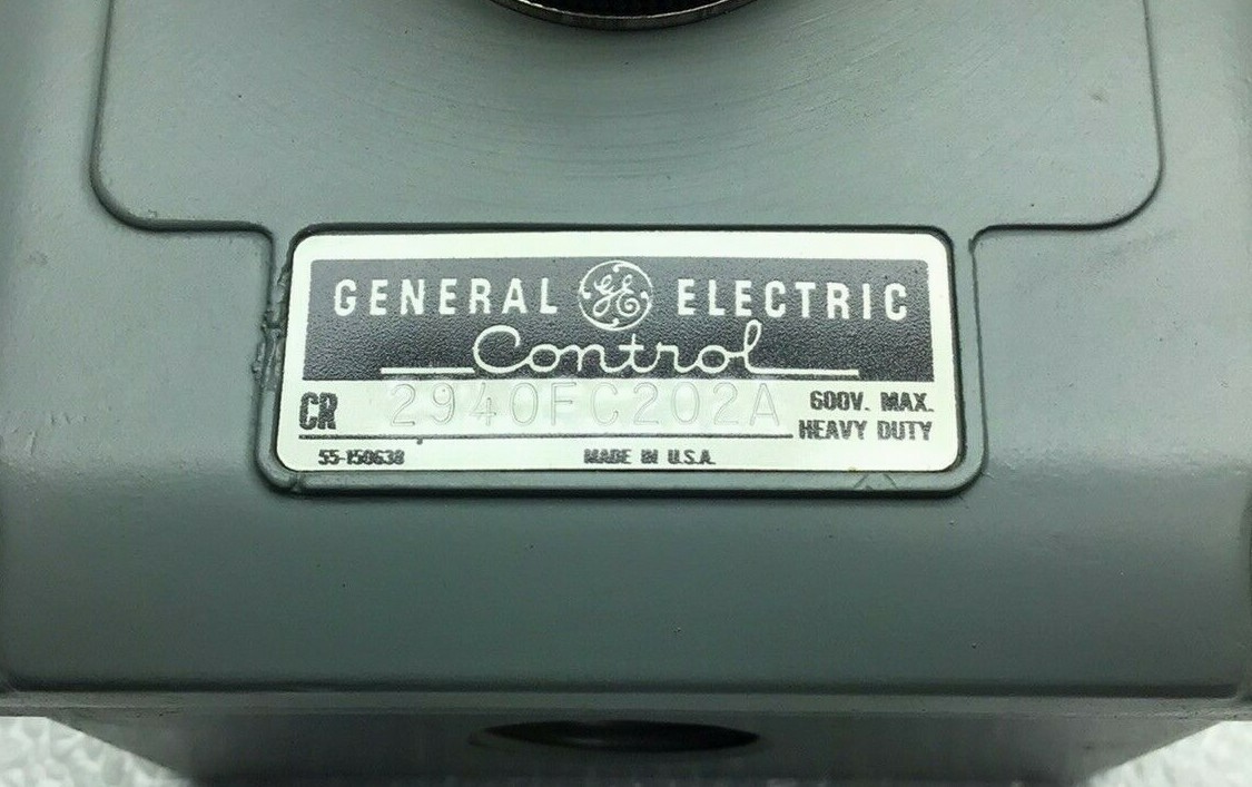 NEW GENERAL ELECTRIC CR2940FC202A PUSH BUTTON STATION CONTROL