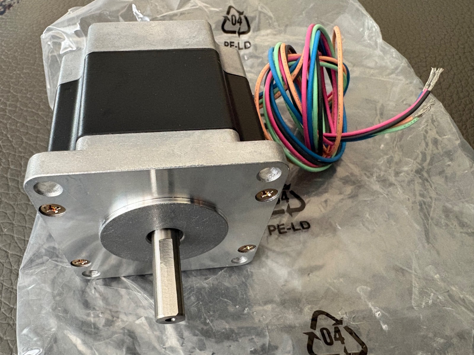 NEW NEVER USED VEXTA stepping motor PK566AE 5-Phase 1.43V. #j12