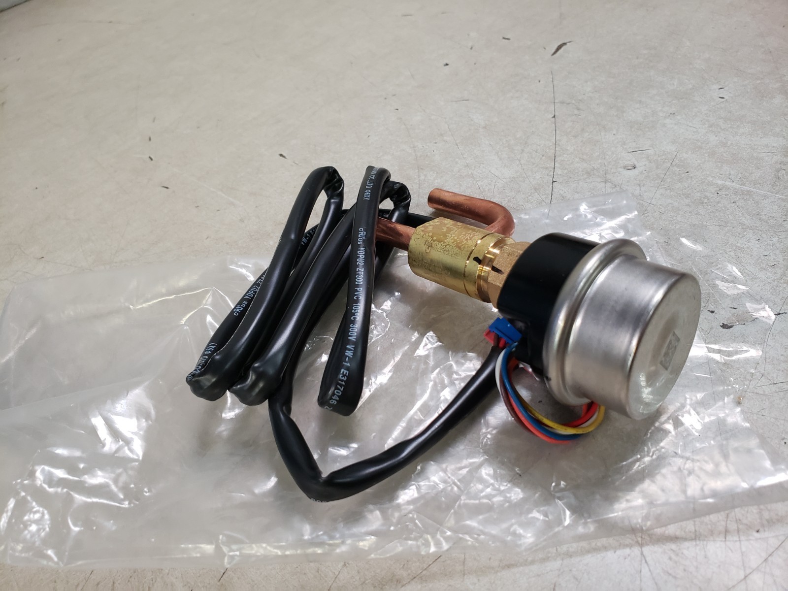 Unbranded Six-Wire Electronic Expansion Valve 0C-04-SXK-10