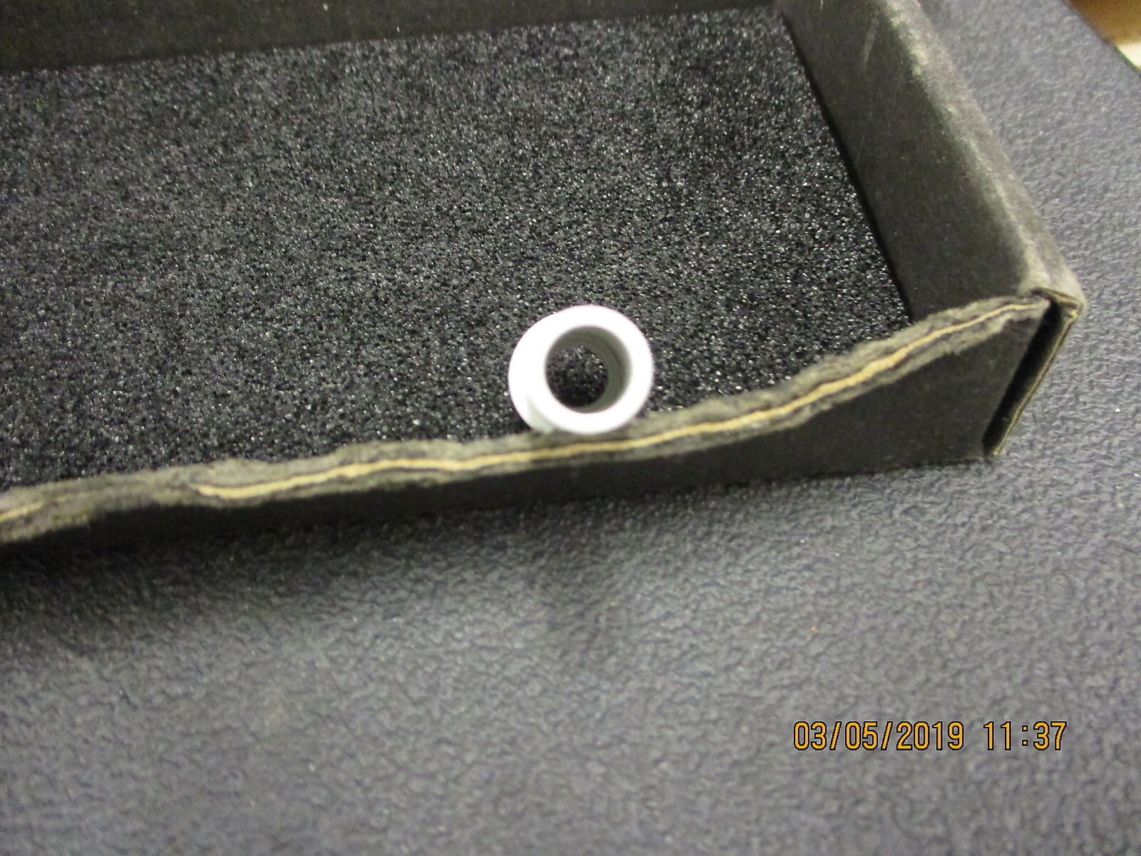 KQ2R09-11 SMC Fitting; plug-in reducer for 5/16 inch tube BRAND NEW! LOT OF 29