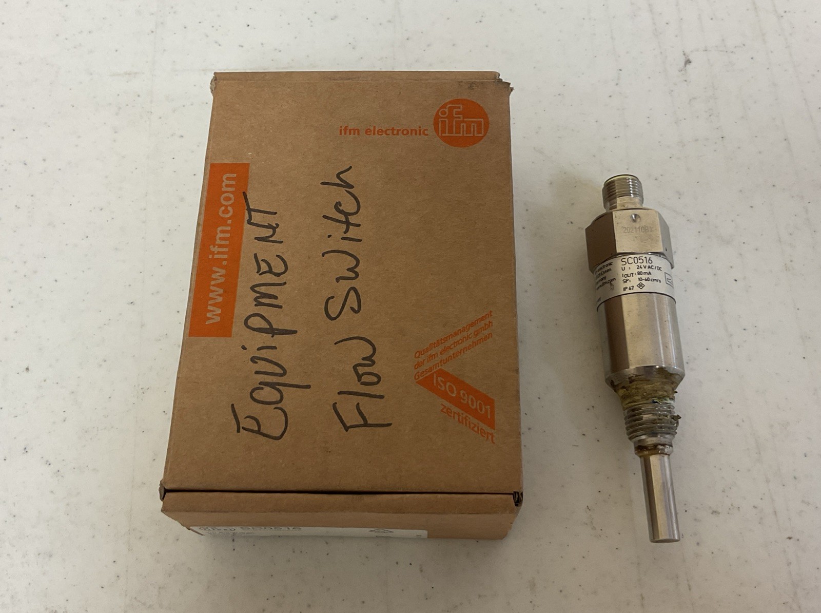 IFM ELECTRONIC SC0516 CARRIER FLOW SWITCH, FREE SHIPPING