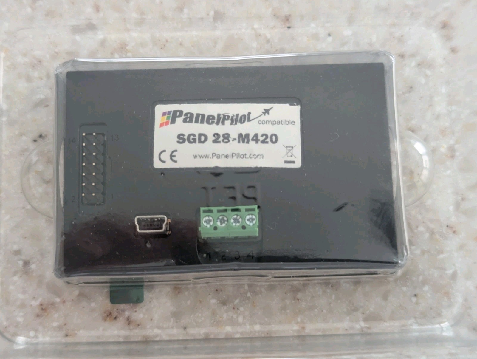 Lascar Electronics Panel pilot SGD 28-M420