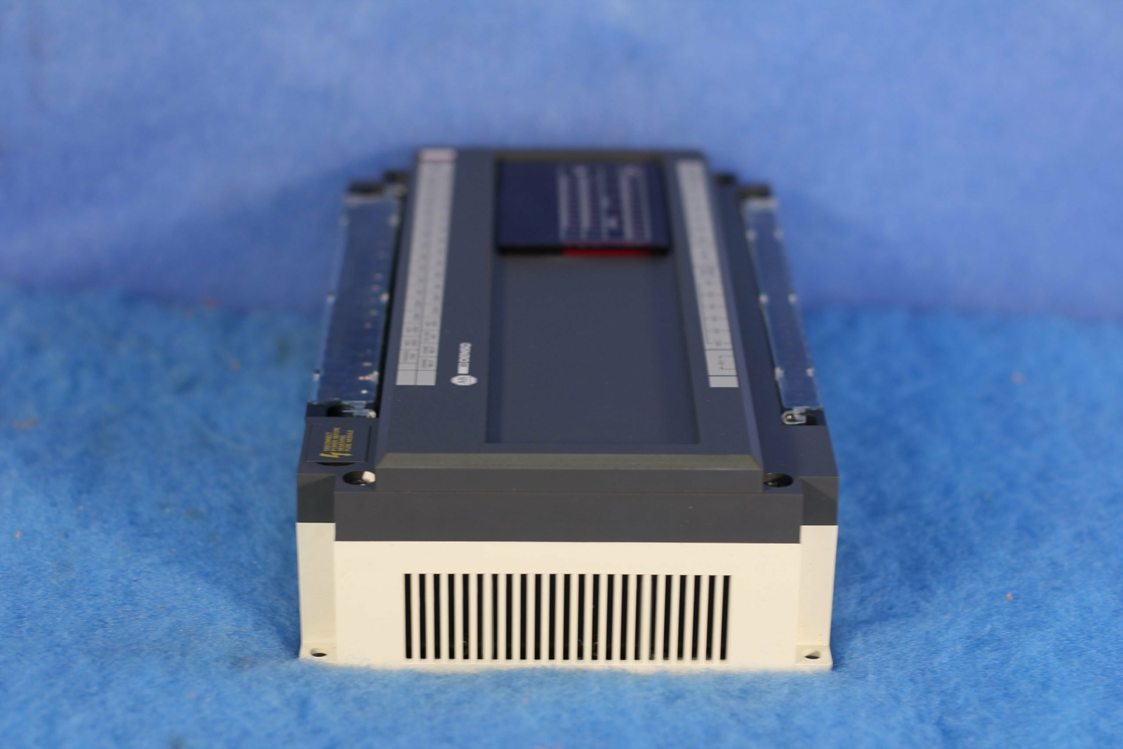 NEW ALLEN BRADLEY DIGITAL I/O MODULE 8500-E151 1 YEAR WARRANTY RR