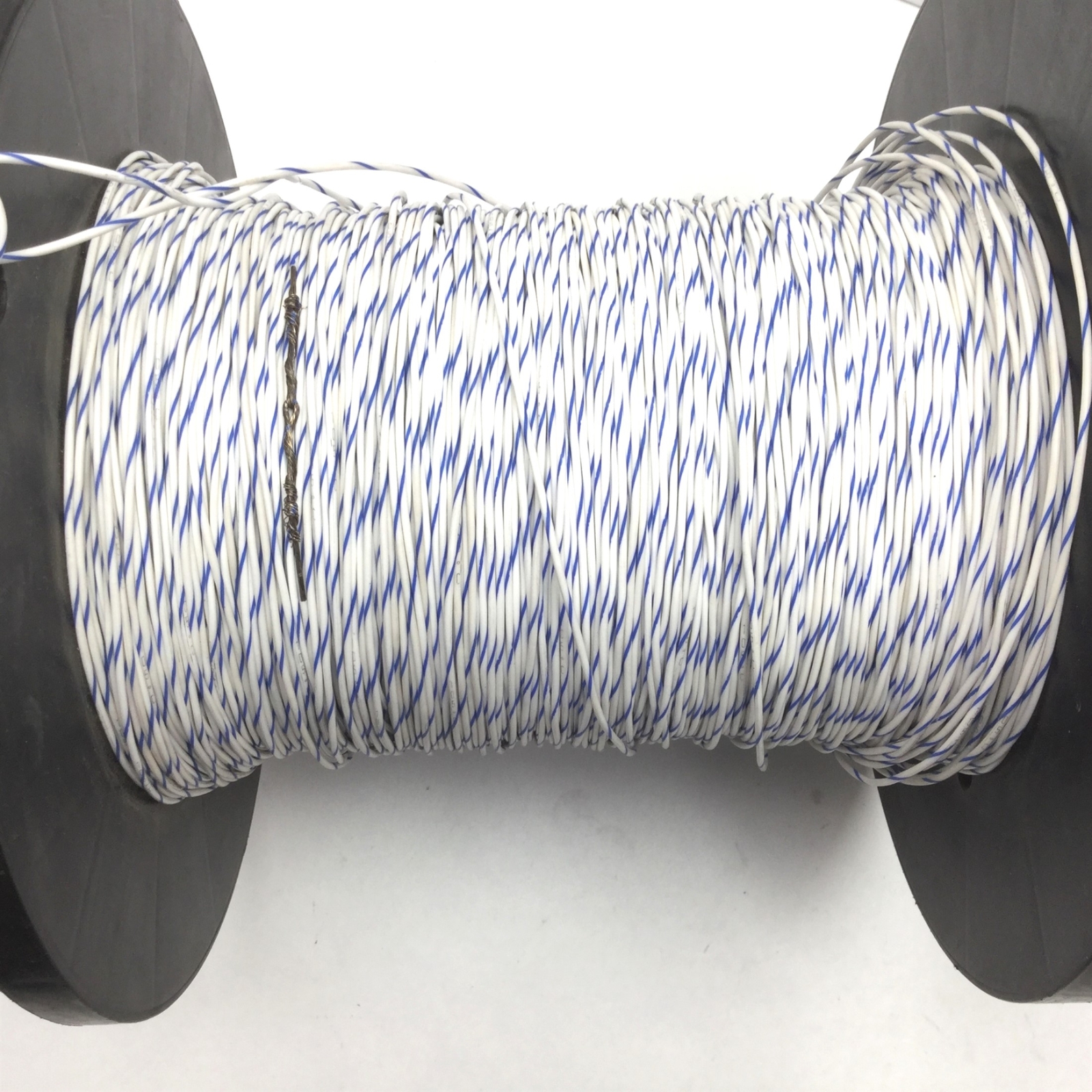 Belden 83009 Silver Plated Copper Electrical Wire, 18AWG, 600V, Length: ~900ft
