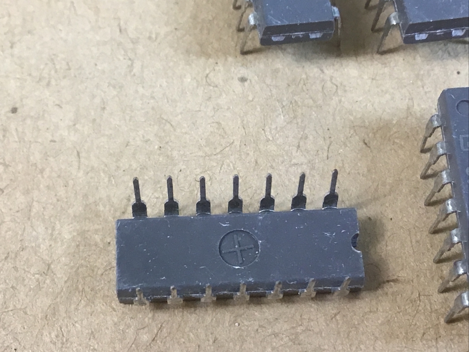 Lot Of (4) SP384 Integrated Circuit SP384A NOS IC – New 😄