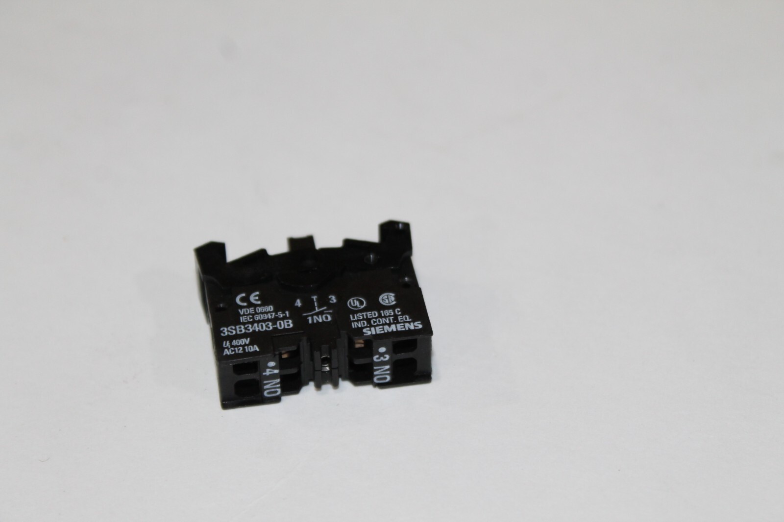 Siemens 3SB3 403-0B, Contact Block, Spring-Loaded Terminal