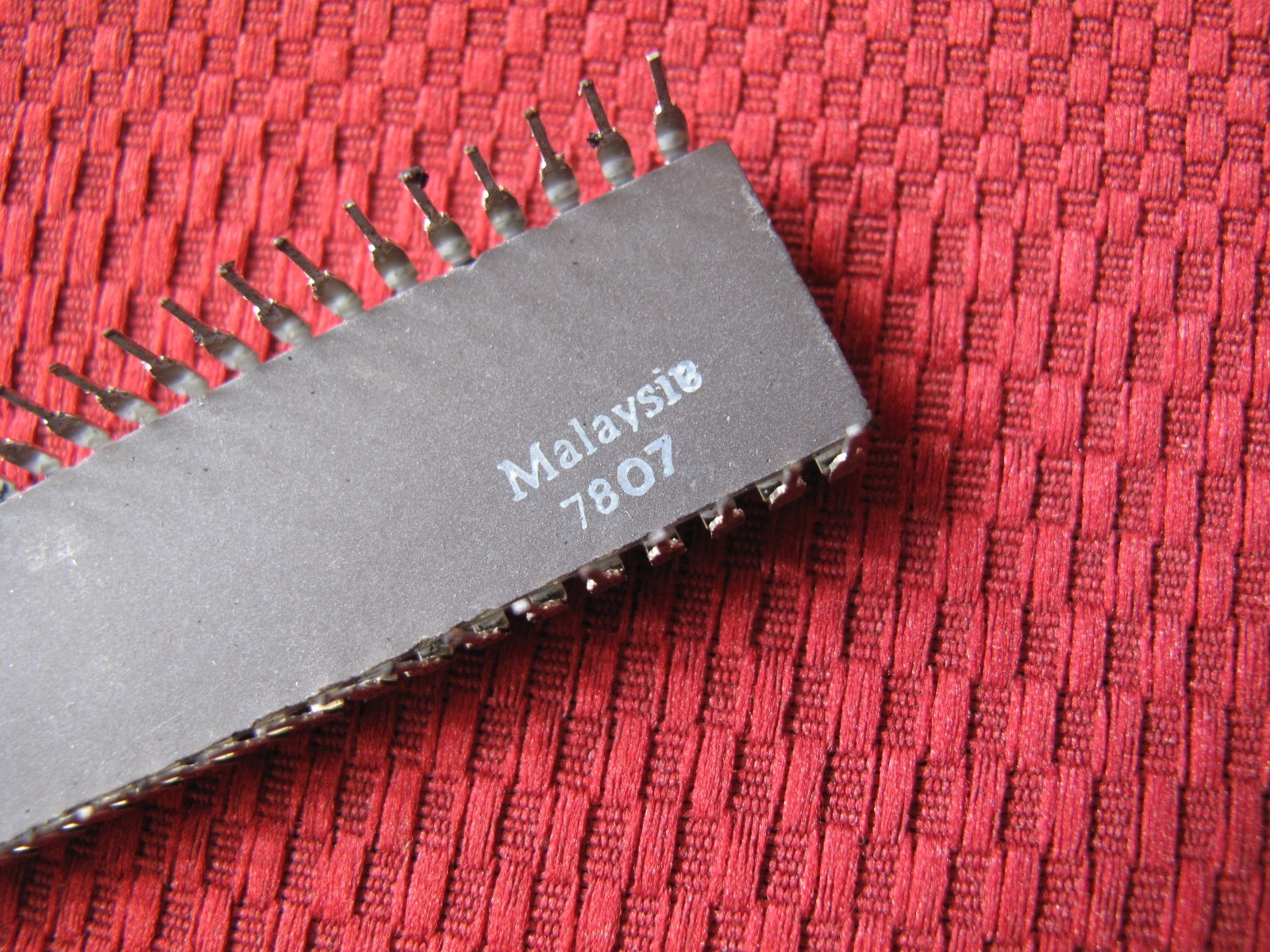 vintage Intel 8080 Lot Microprocessor Eprom Chips
