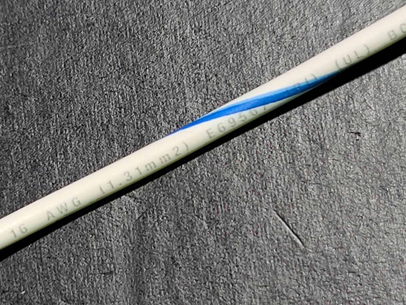 Southwire/Copperfield #16awg TnCu Boat Cable Hook-Up Wire 1015 White/Blue /100ft