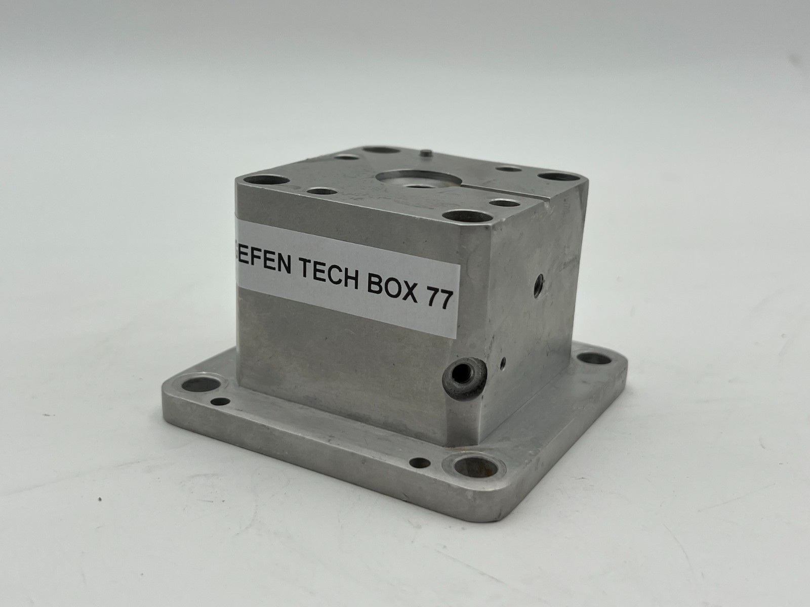 NOVELLUS BRACKET 1020-442-01 / 14580-J777