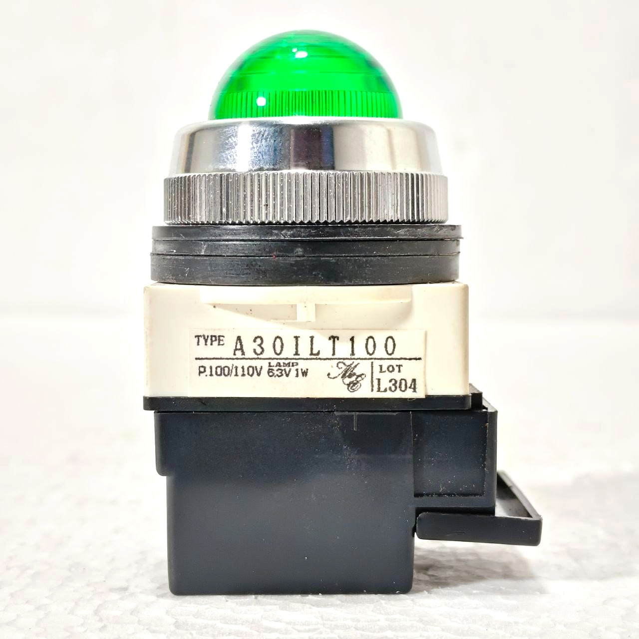 MARUYASU DENGYO GREEN PILOT LAMP A30ILT100 P.100-110V.
