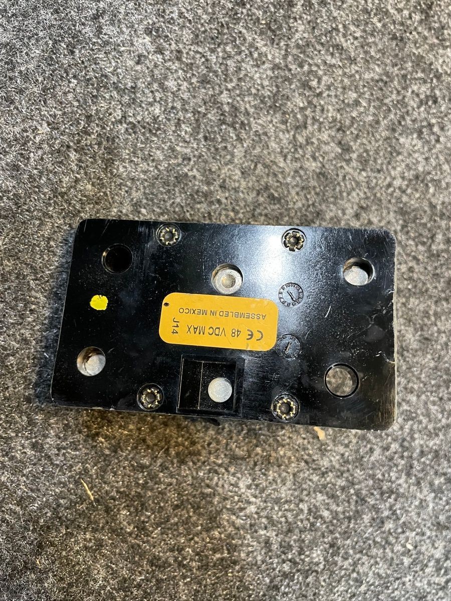 Eaton’s Bussmann Series 285080F-121-S Hi-Amp Circuit Breaker 80 A, Qty 60