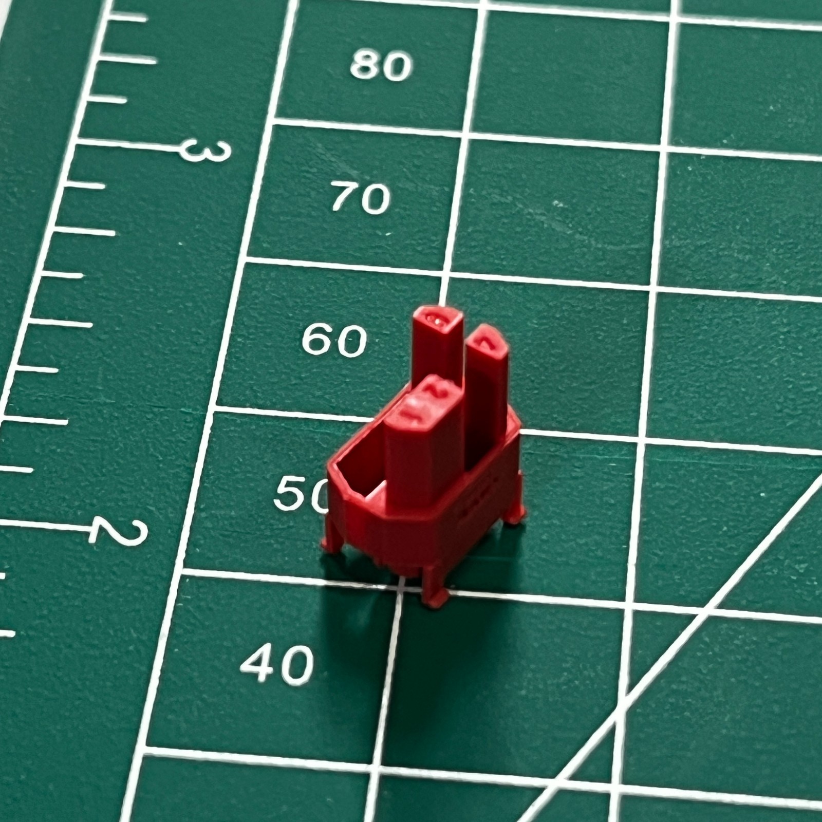 Lot of 488 PCS of AMP AIRS-0039: Red Insulated Wire/Pin Housing, As pictured