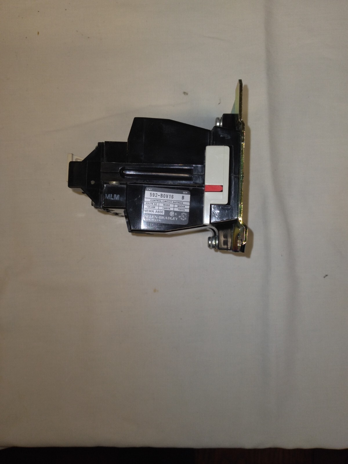 ALLEN BRADLEY 592-B0V16 B NEMA A600 VOLTS AC 120-600 W39