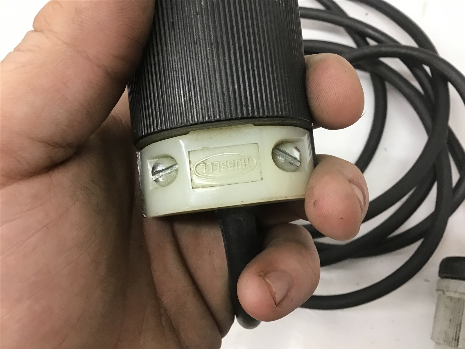 Hubbell and Arrow Hart 20A 125V W/ 12′ Of Coleman Seoprene 105-16-3 Cable