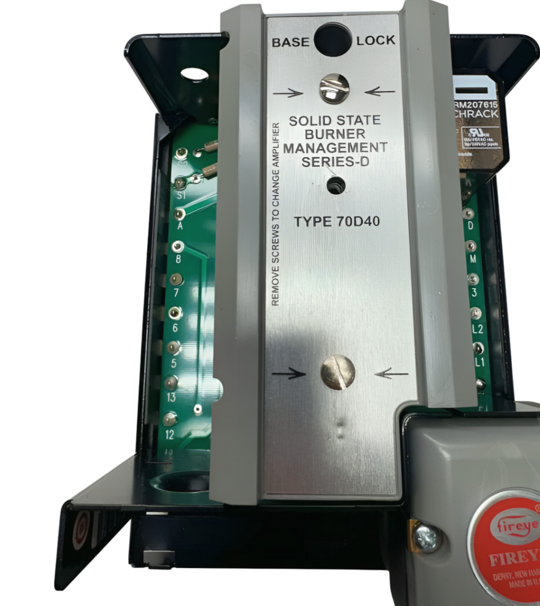 Fireye 70D40 Flame Safeguard Chassis Semi-Automatic Series D, 120V, 1924-03