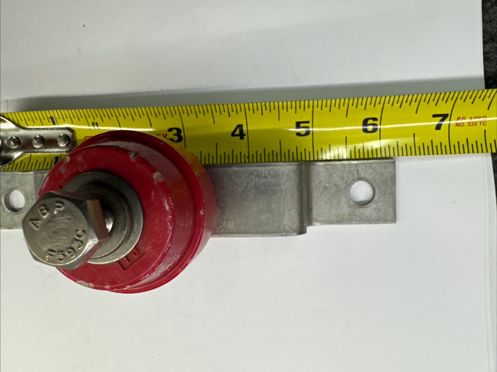 Chatsworth Products 10622-000 Ground Busbar Insulator Stand Off Bracket Mount