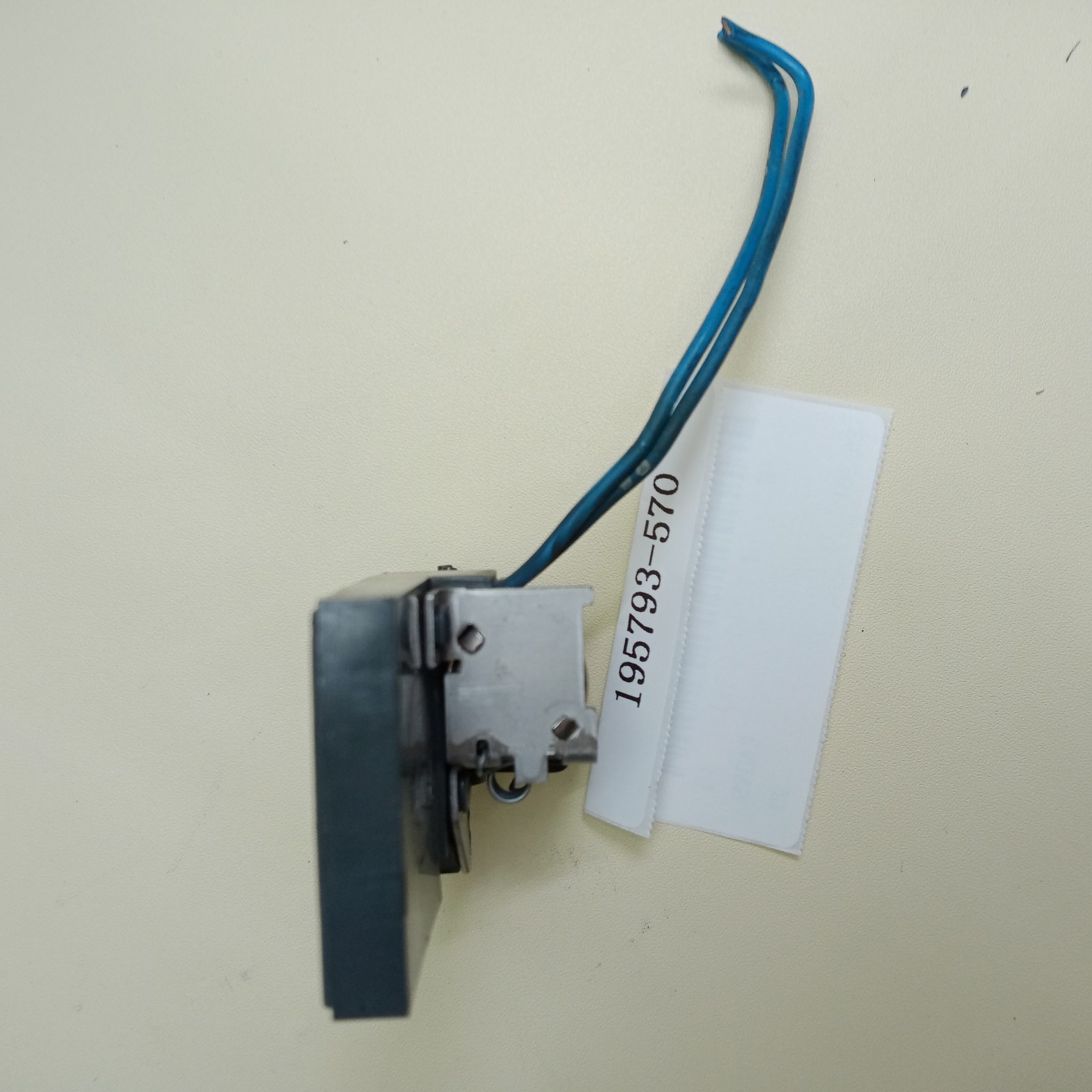 GE Undervoltage Release SAUV3
