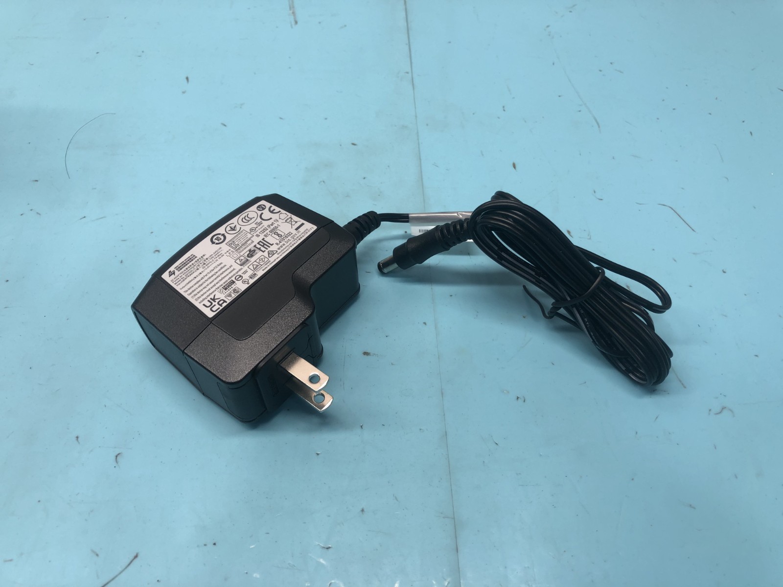 Allied Telesis AT-MWS0091-60 AC/DC Adapter Kit, 990-005749-60, 195641