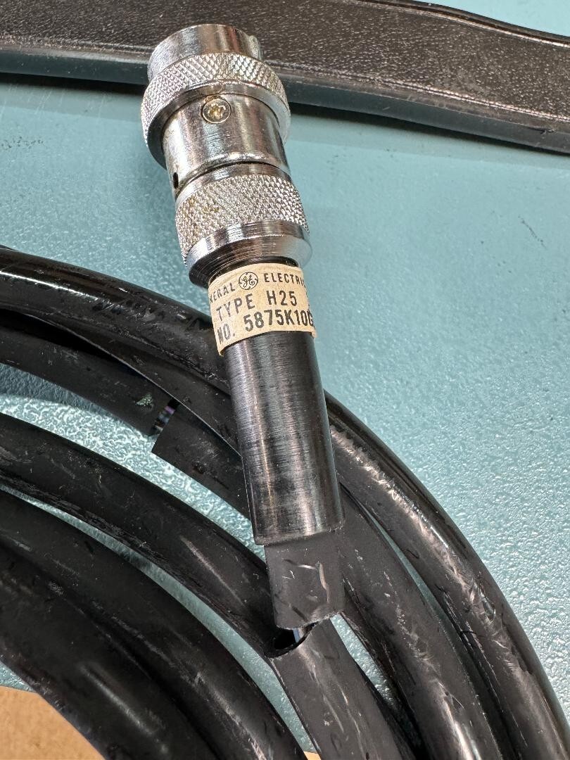 GE GENERAL ELECTRIC INDUSTRIAL HALOGEN LEAK DETECTOR C/N 50-420810HFJK1 TYPE H25