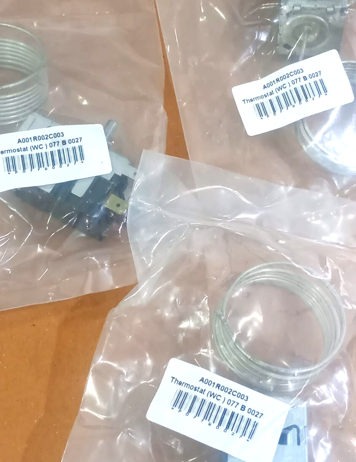 3PCS LOT – Danfoss 077B0027 Standard thermostat, B0 ,1200 mm- Brand New