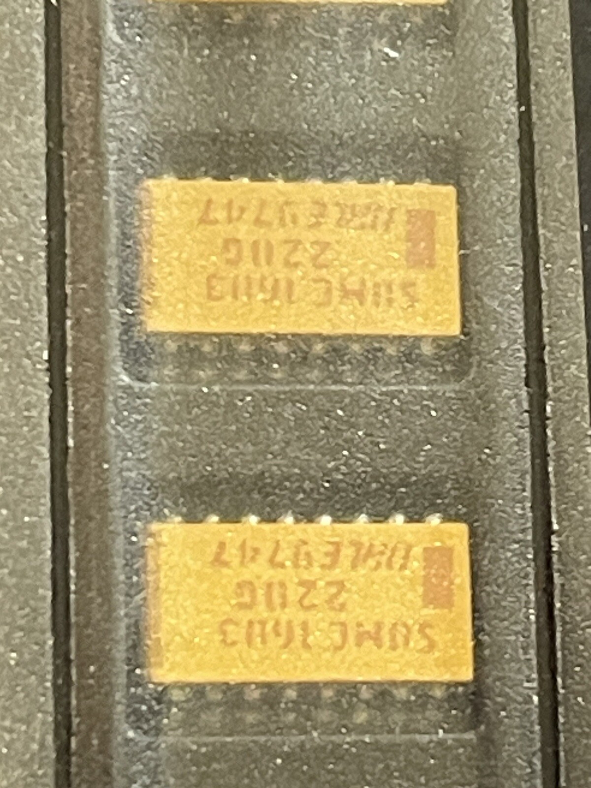 SOMC1603-220G RES NETWORK THK FILM 22 Ohm 2% 1.28W 16-PIN GULL WING (25 PER LOT)