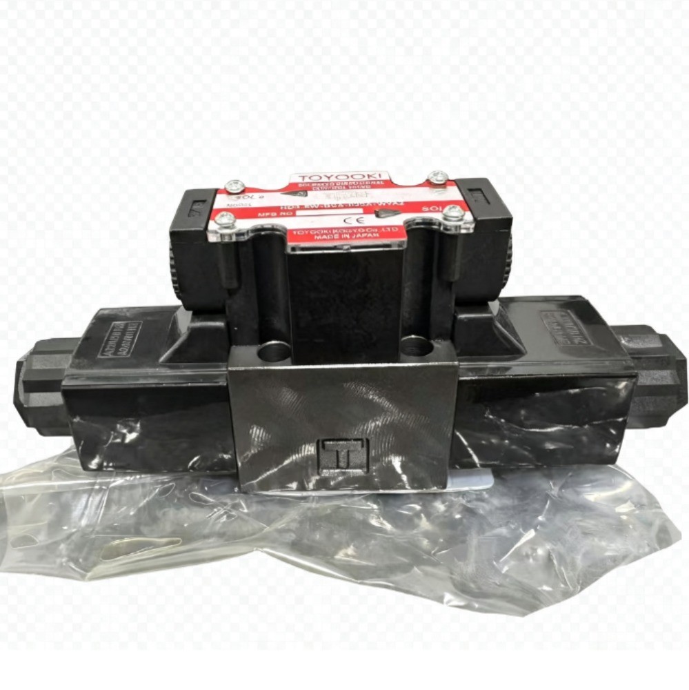 1PCS NEW FIT FOR TOYOOKI Solenoid valve HD3-3W-BCA-025A-WYA2 220V
