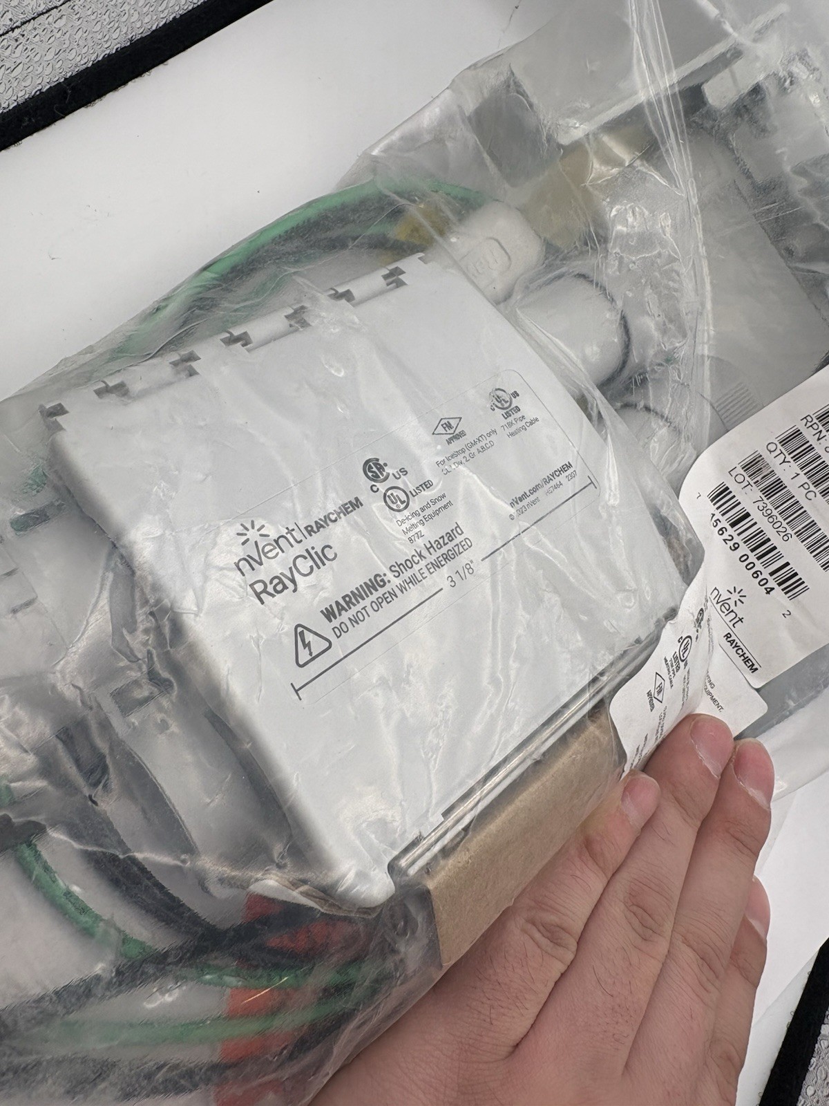 NVENT THERMAL 861247-000 RayClic-PS Powered Connection Kit NEW RAYCHEM