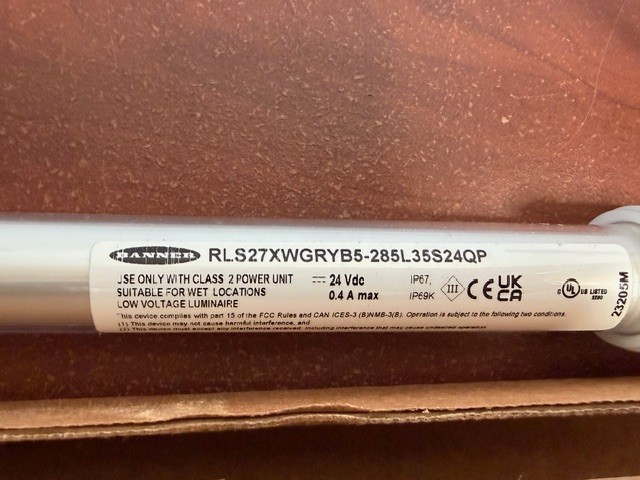 Banner Engineering RLS27XWGRYB5-285L35S24QP Multicolor Light Strip New