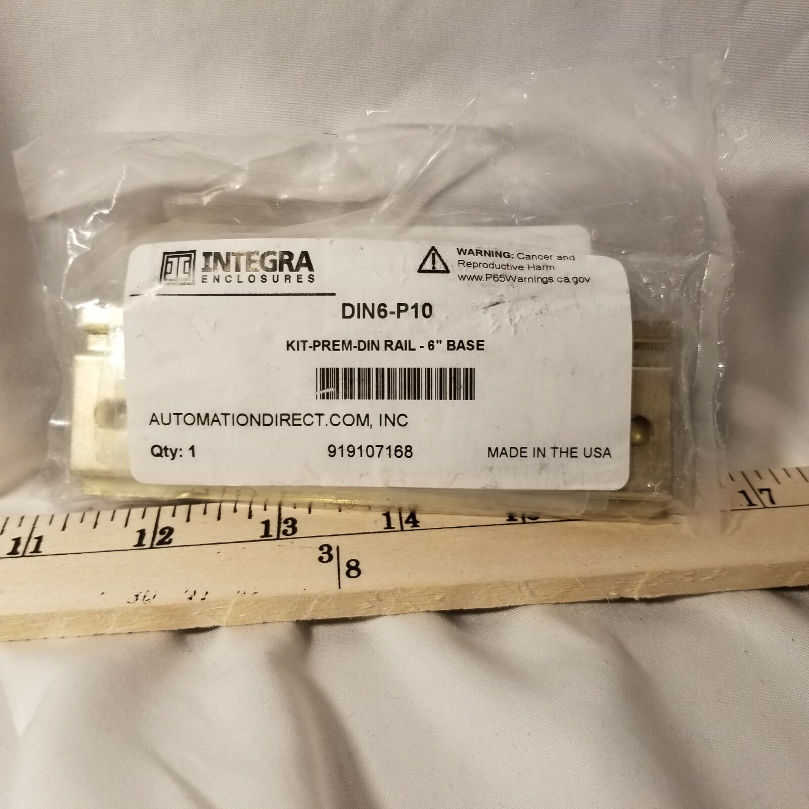 DIN6-P10 – ntegra DIN rail, slotted, 35mm, 7mm height, 4.9in length,