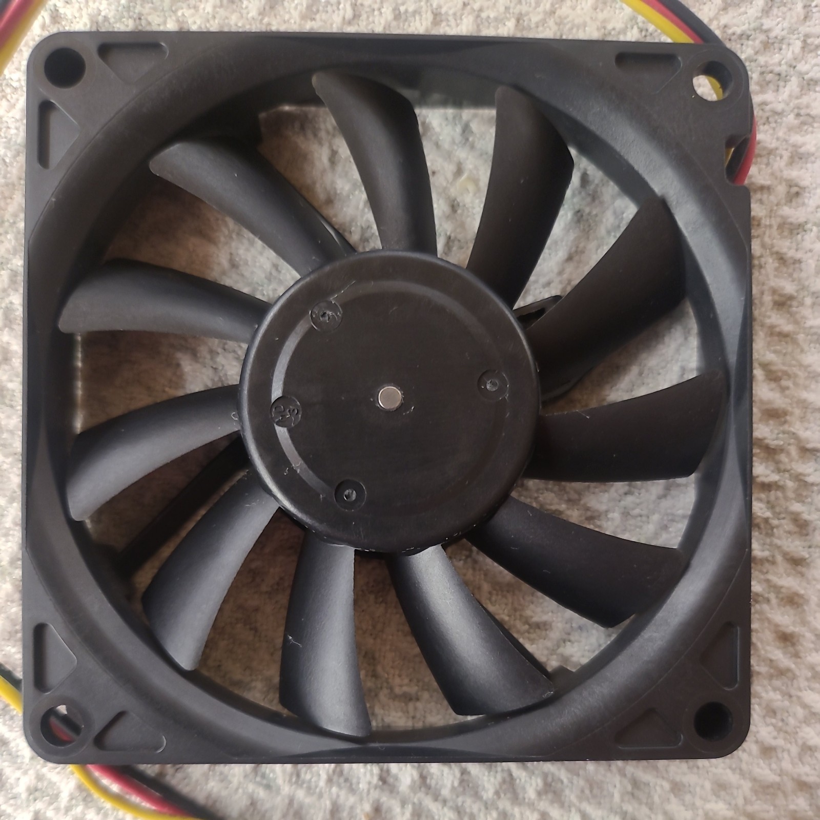 SONY – NIDEC D08R-12TS1 06B 12VDC 0.09A FAN – 3PIN w/rubber mounts